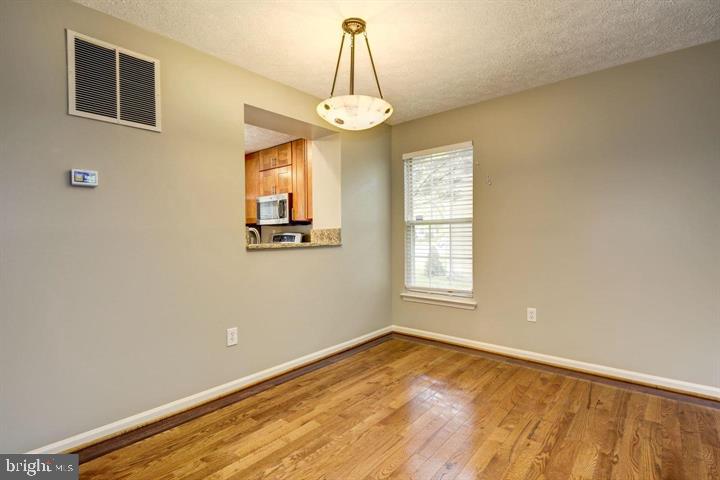 6112 Starburn Path Property Photo 13