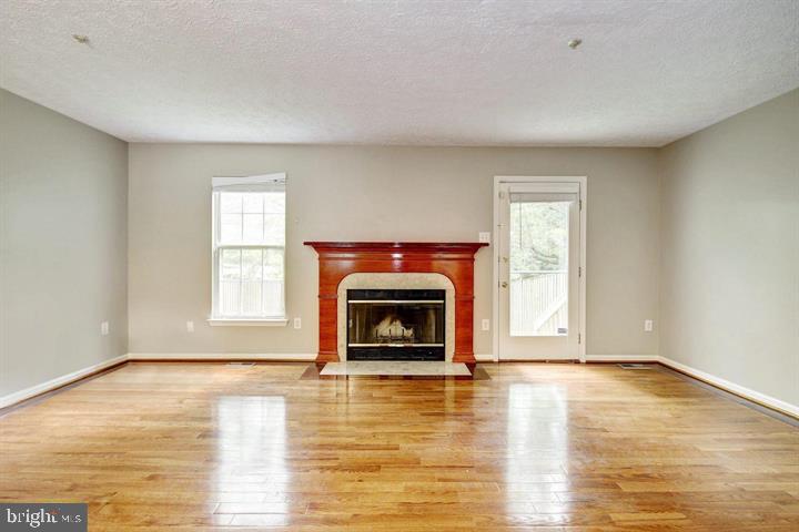 6112 Starburn Path Property Photo 14