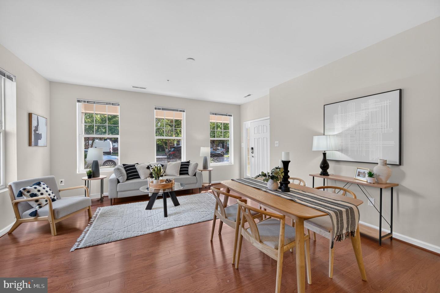 7432 Saint Margarets Blvd #b Property Photo 3