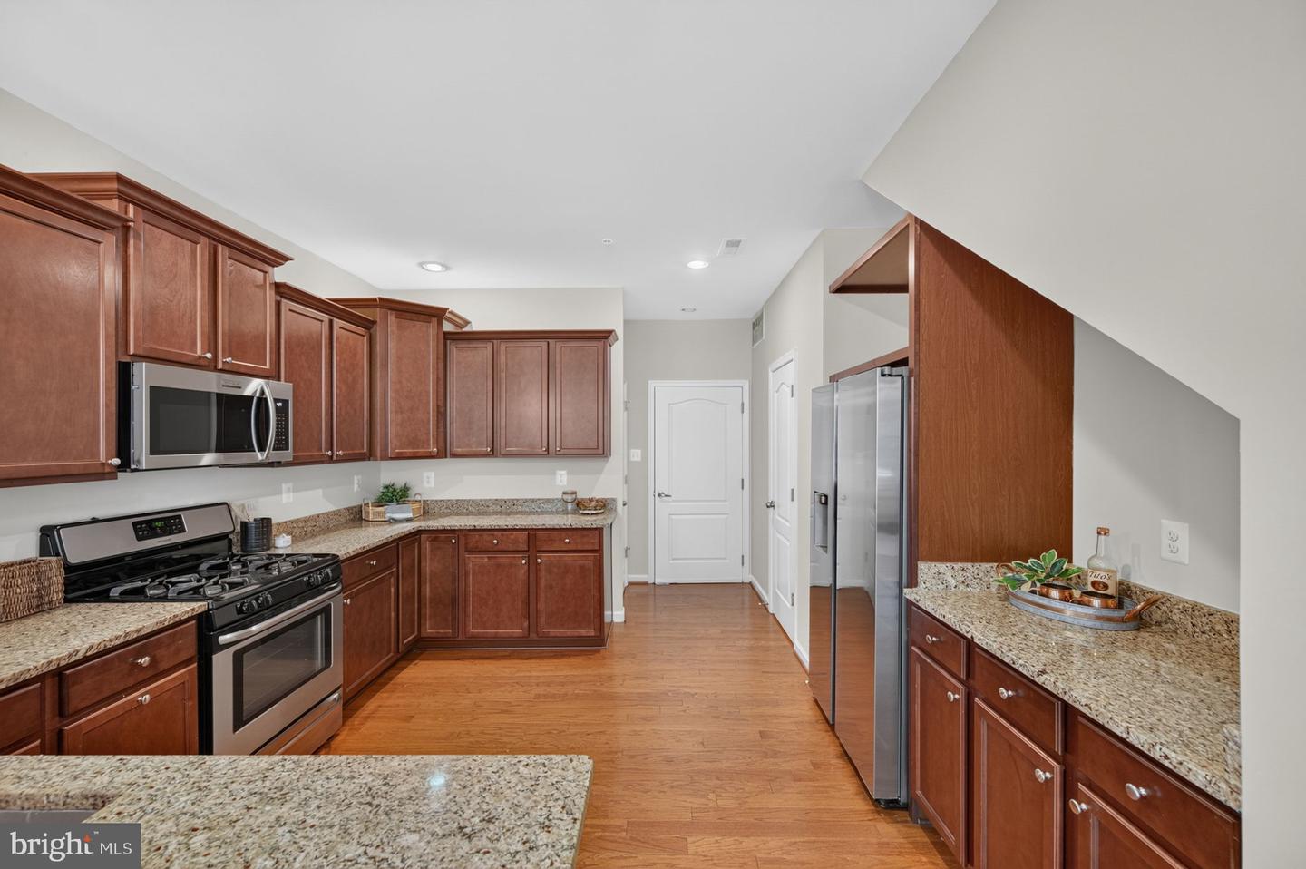 7432 Saint Margarets Blvd #b Property Photo 7