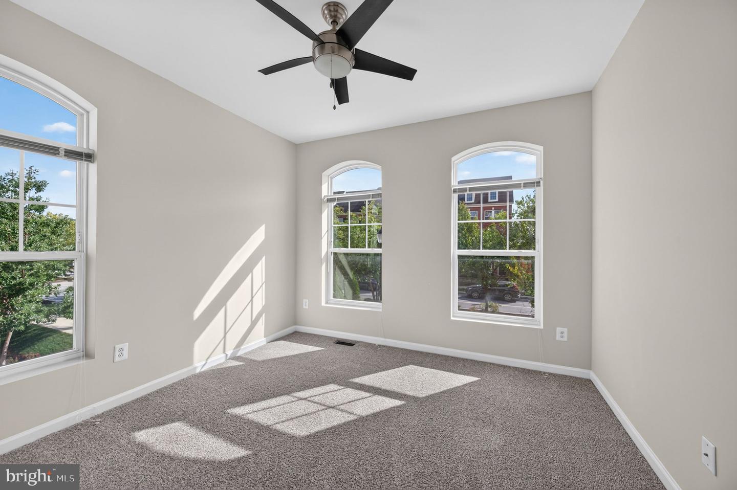 7432 Saint Margarets Blvd #b Property Photo 21