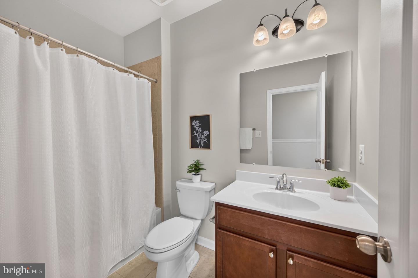 7432 Saint Margarets Blvd #b Property Photo 25