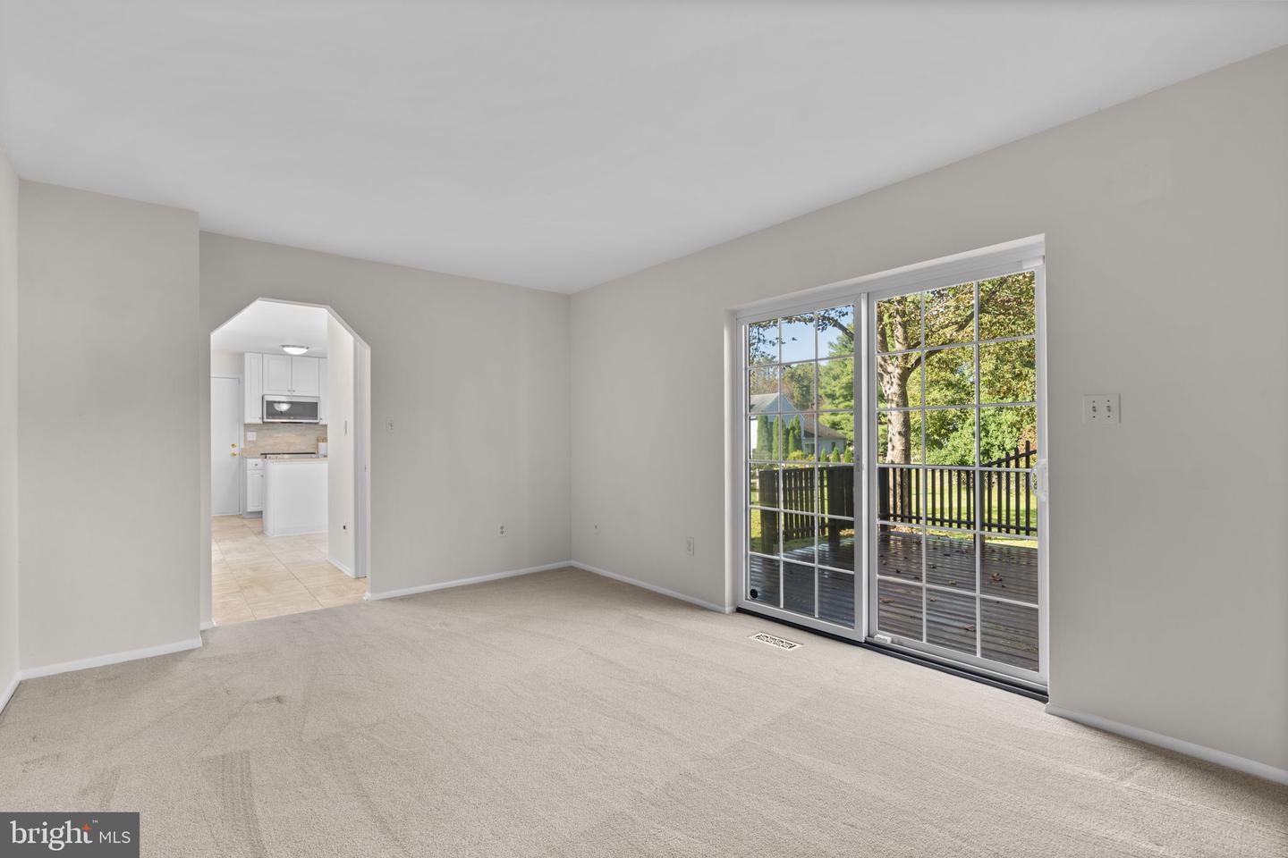 6252 Dawn Day Dr Property Photo 18