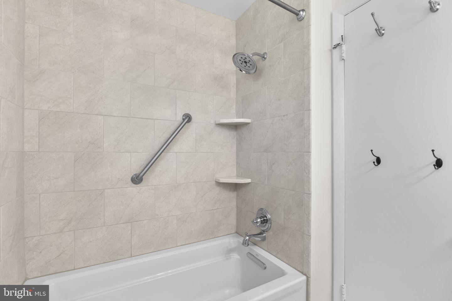 6252 Dawn Day Dr Property Photo 29