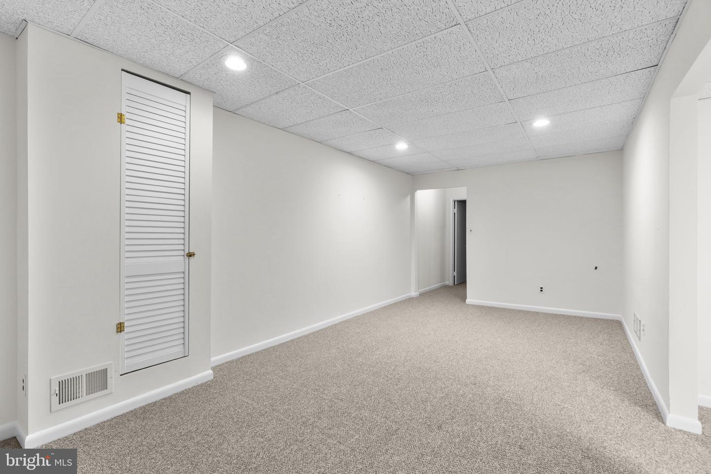 6252 Dawn Day Dr Property Photo 35