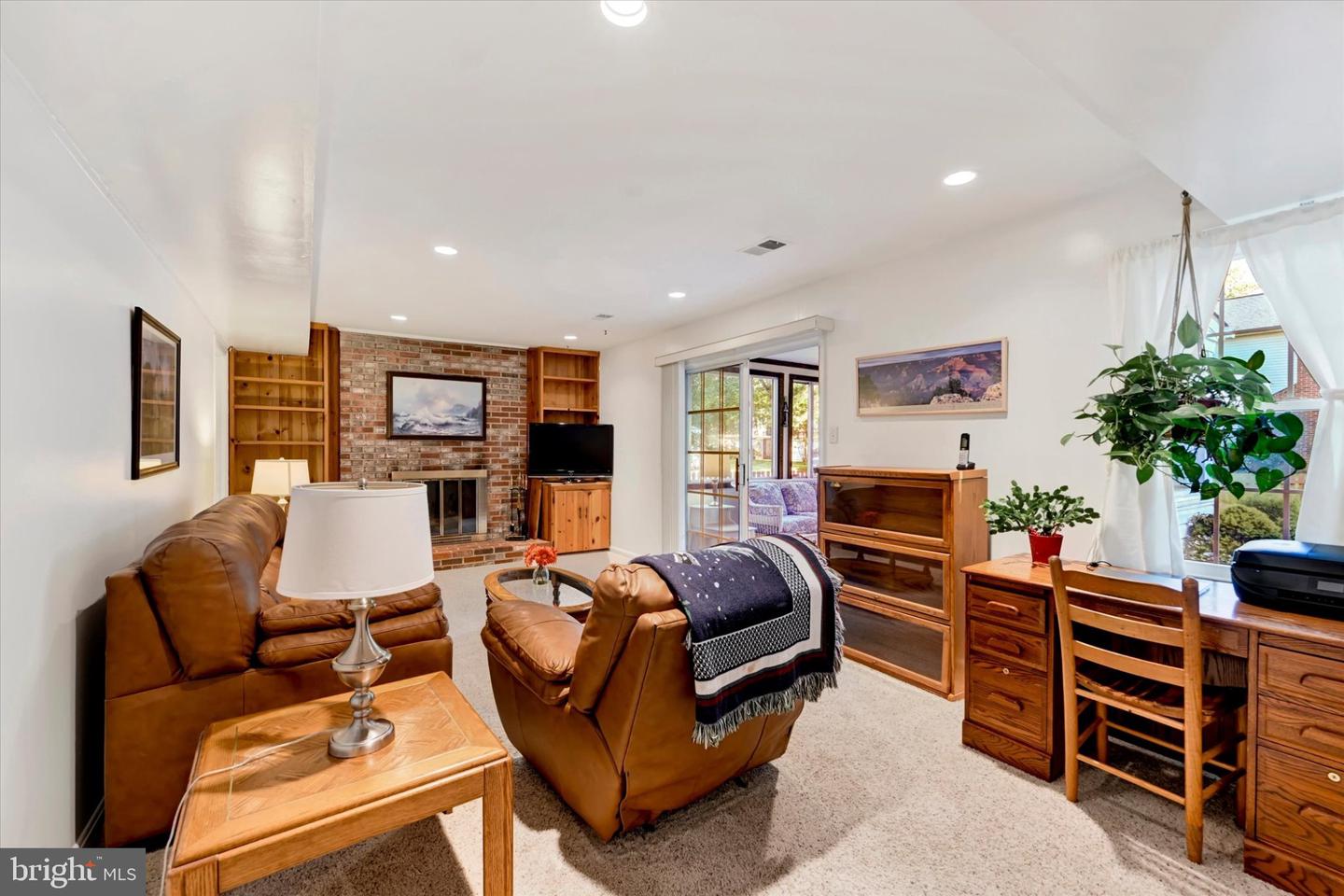 10367 Eclipse Way Property Photo 25