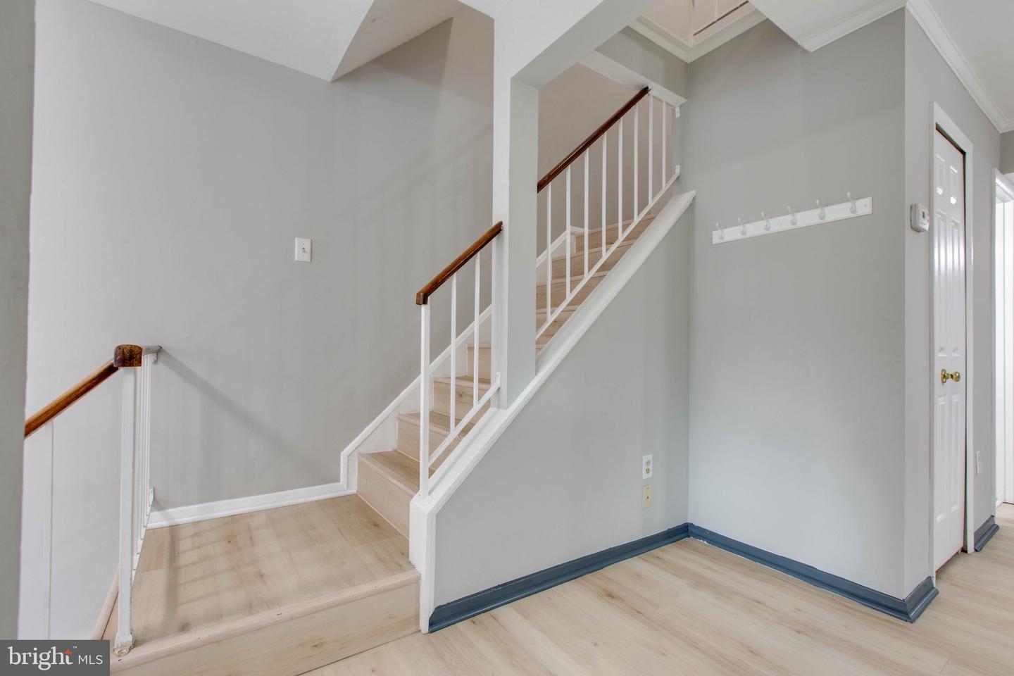 7717 Heatherside Ln Property Photo 10