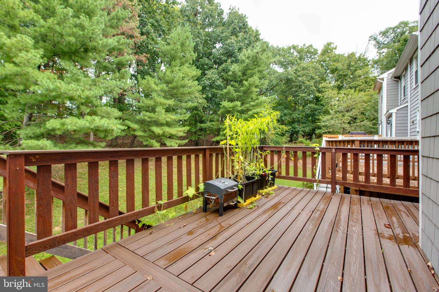 7717 Heatherside Ln Property Photo 18