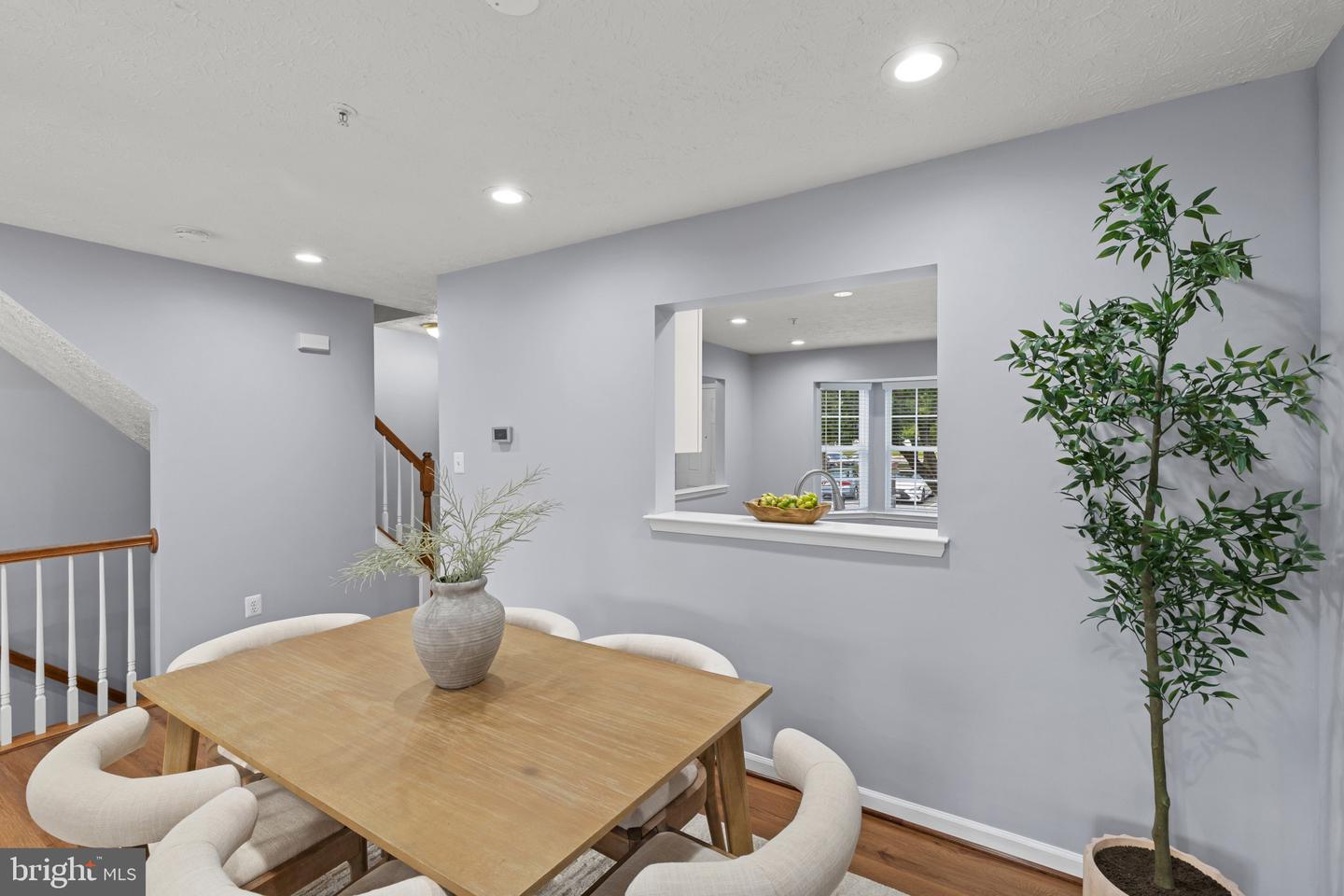 3317 Hollow Ct Property Photo 12