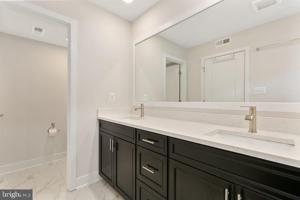 7969 Blue Stream Dr Property Photo 28