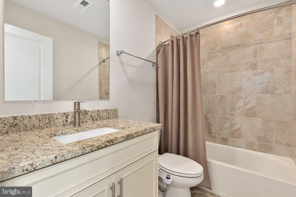 7969 Blue Stream Dr Property Photo 30