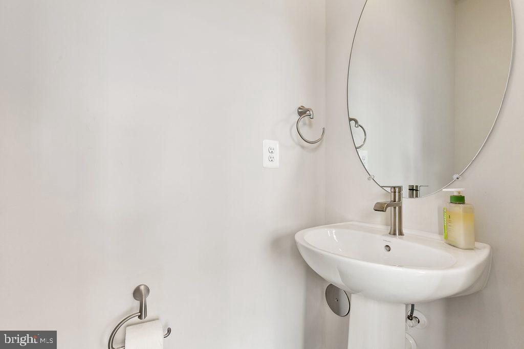 7969 Blue Stream Dr Property Photo 42