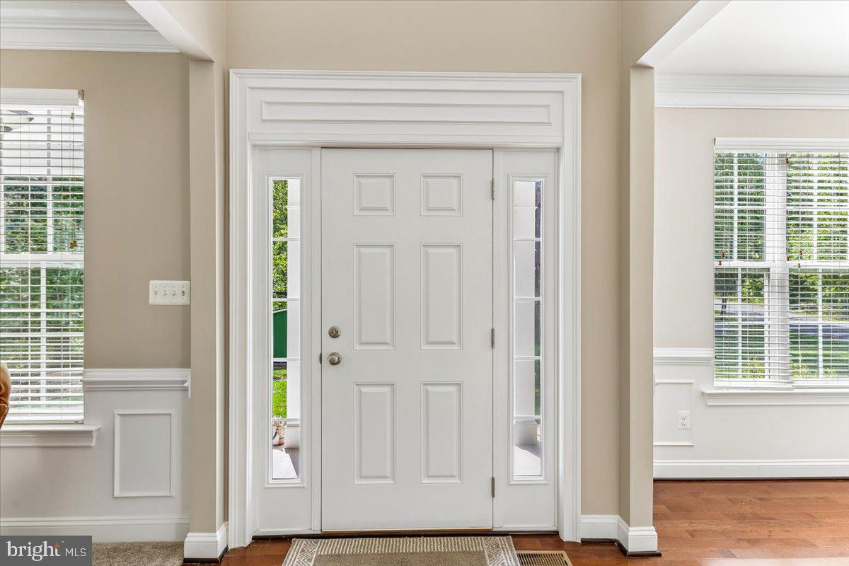 6411 Montgomery Rd Property Photo 10