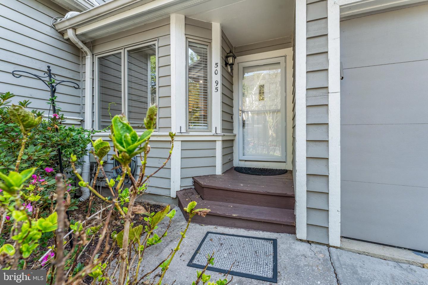 5095 Columbia Road #16 17 Property Photo 4