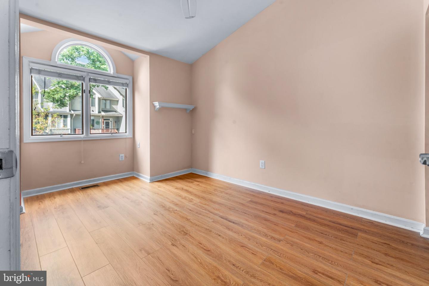 5095 Columbia Road #16 17 Property Photo 42