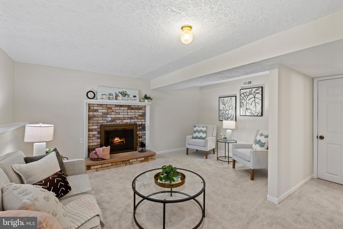 5586 Hunting Horn Drive Dr Property Photo 14