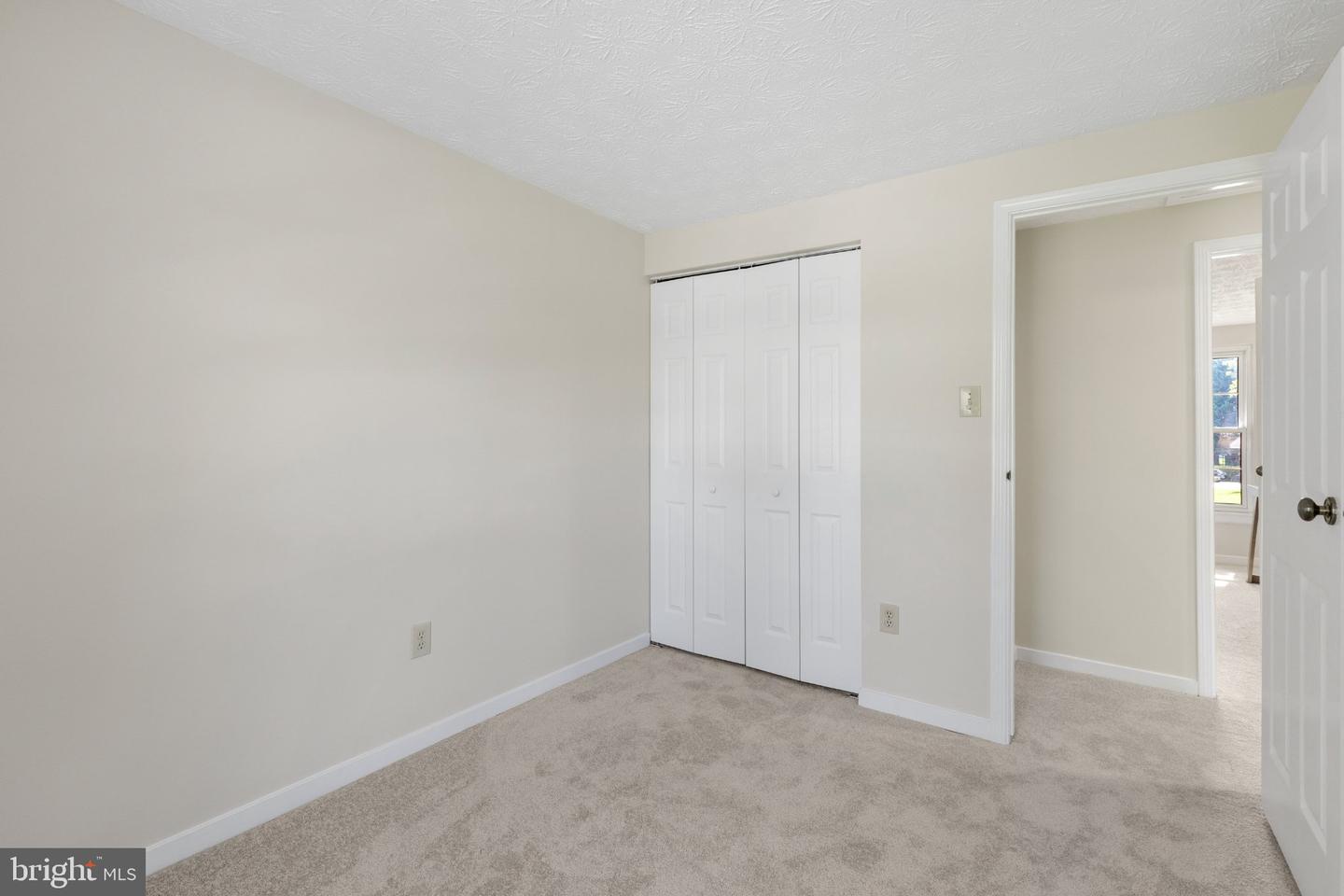 5586 Hunting Horn Drive Dr Property Photo 25