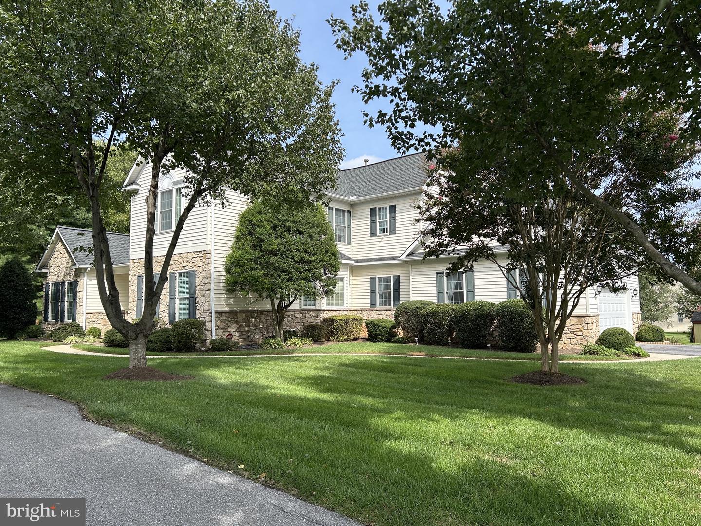 10804 Robin Lynn Dr Property Photo 1