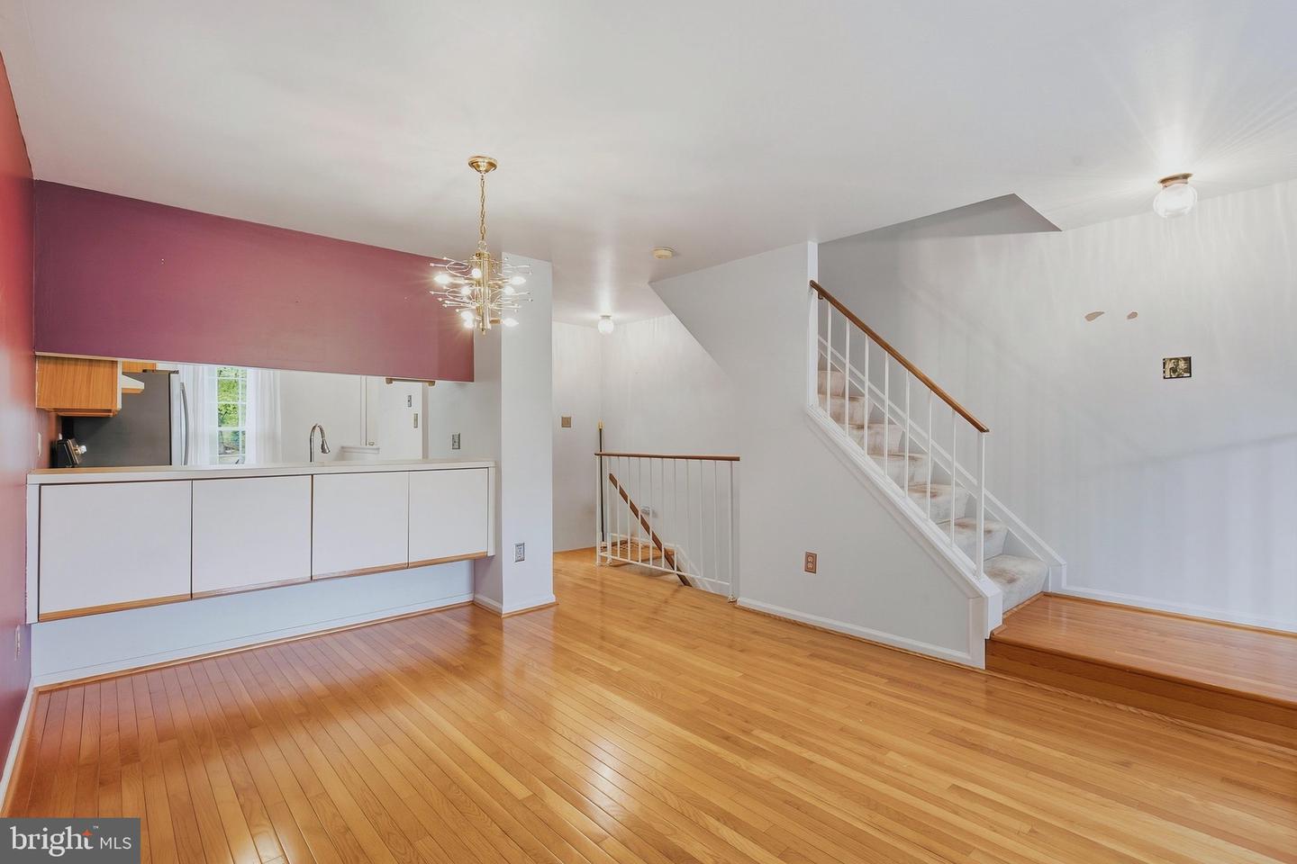 8832 Birchwood Way Property Photo 6