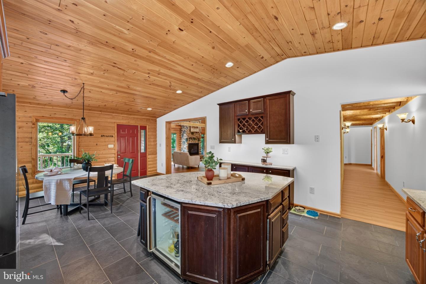 4667 Beechwood Rd Property Photo 16
