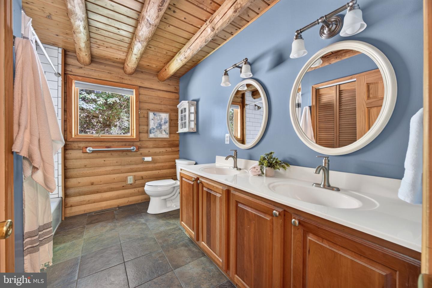 4667 Beechwood Rd Property Photo 35