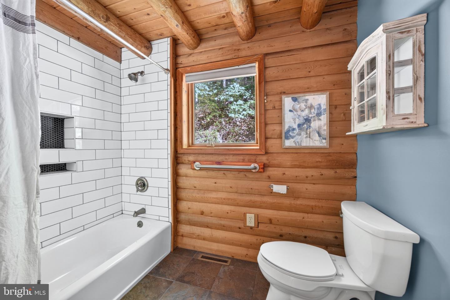 4667 Beechwood Rd Property Photo 36