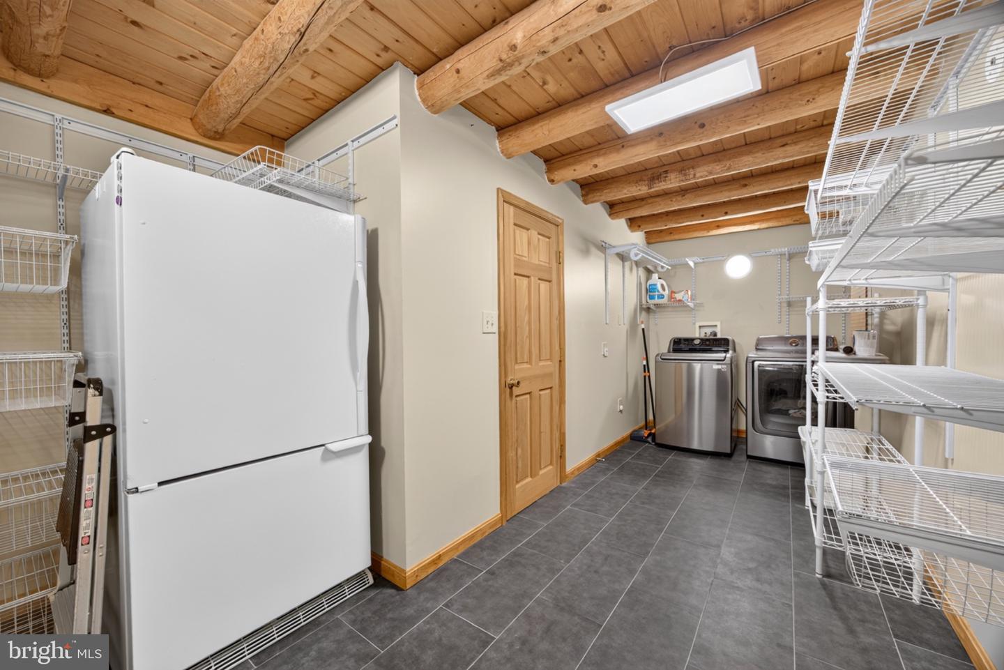 4667 Beechwood Rd Property Photo 43