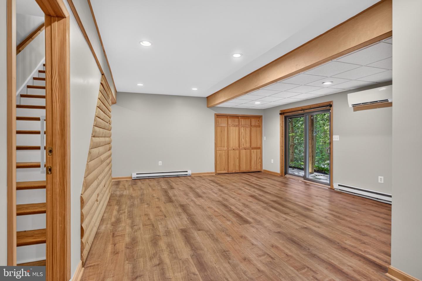 4667 Beechwood Rd Property Photo 44