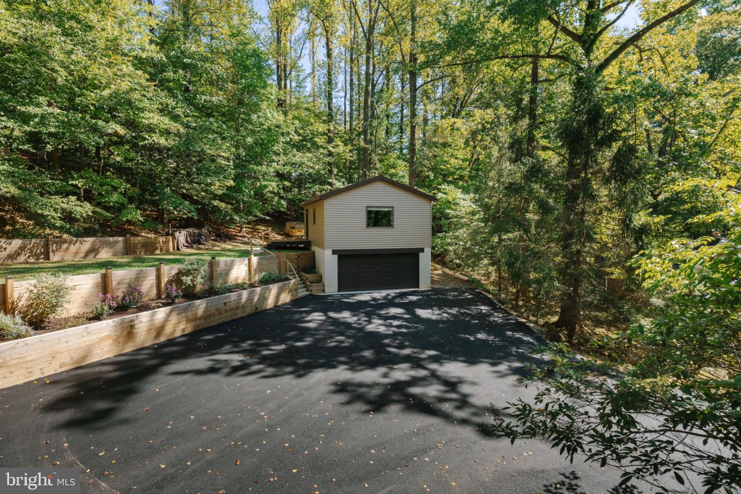 4667 Beechwood Rd Property Photo 81