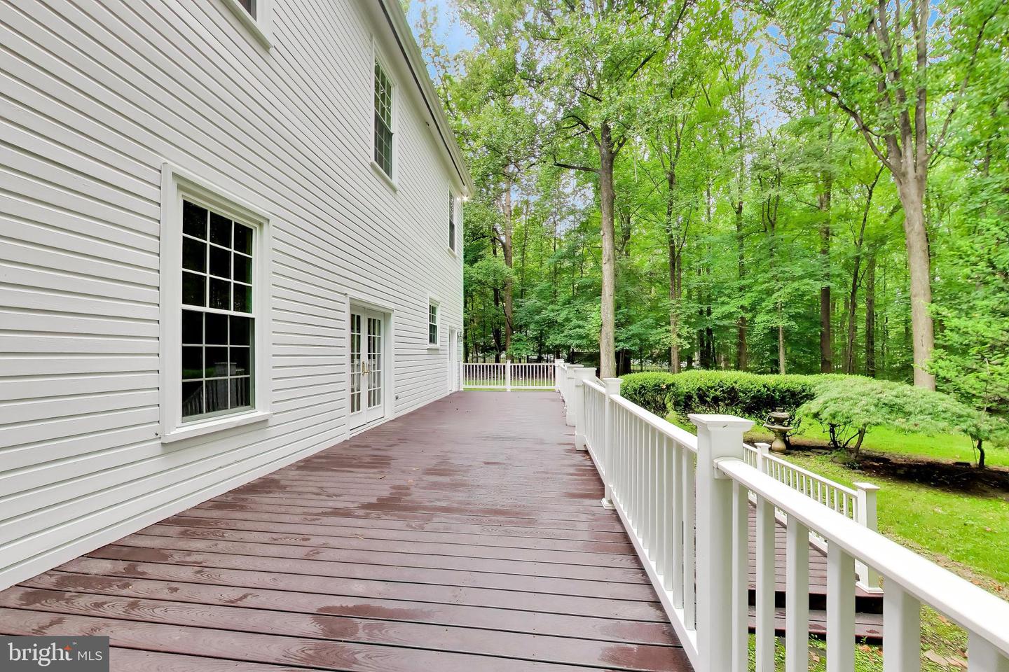 7302 Meadow Wood Way Property Photo 60