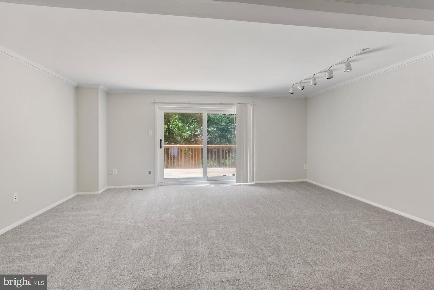 7110 Winter Rose Path Property Photo 11