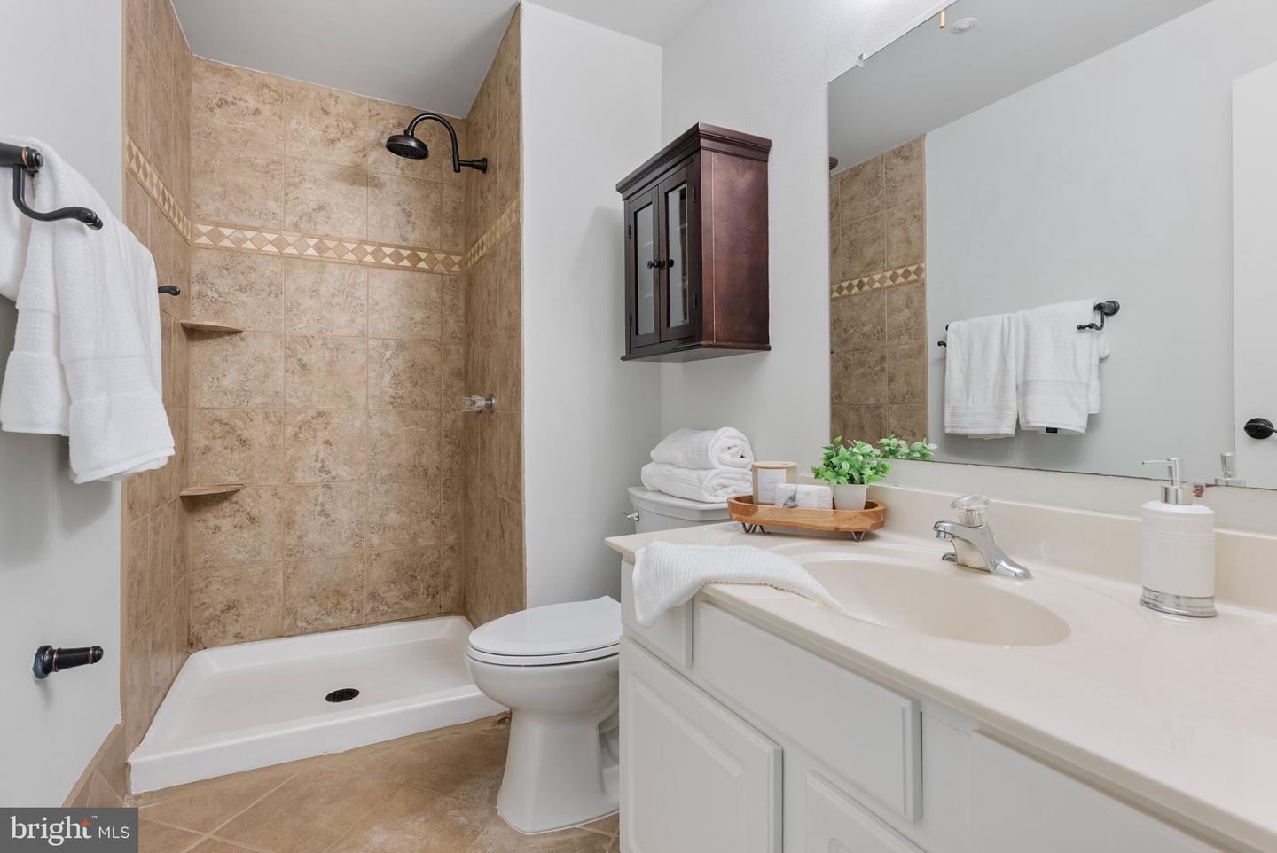 7110 Winter Rose Path Property Photo 18