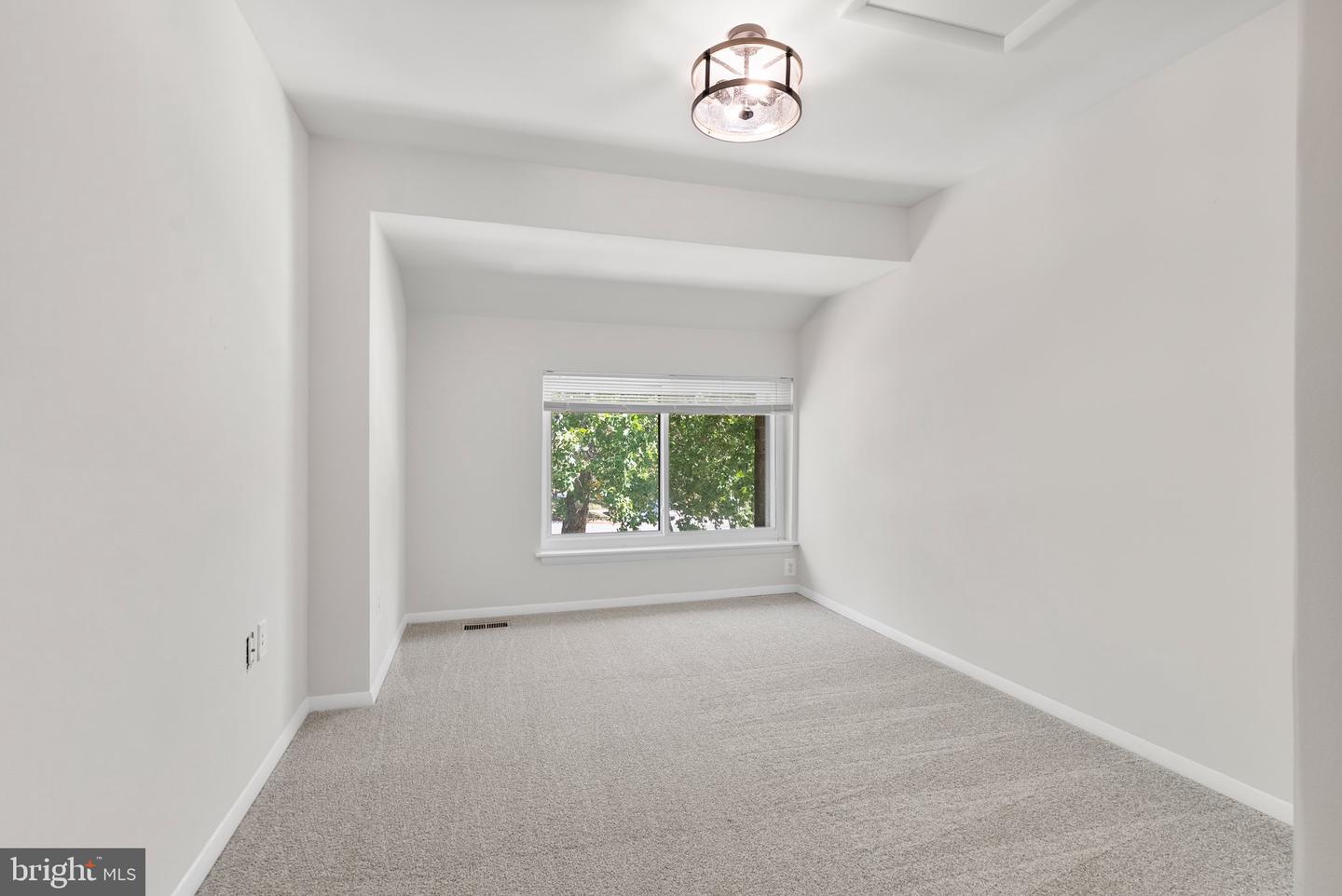 7110 Winter Rose Path Property Photo 19