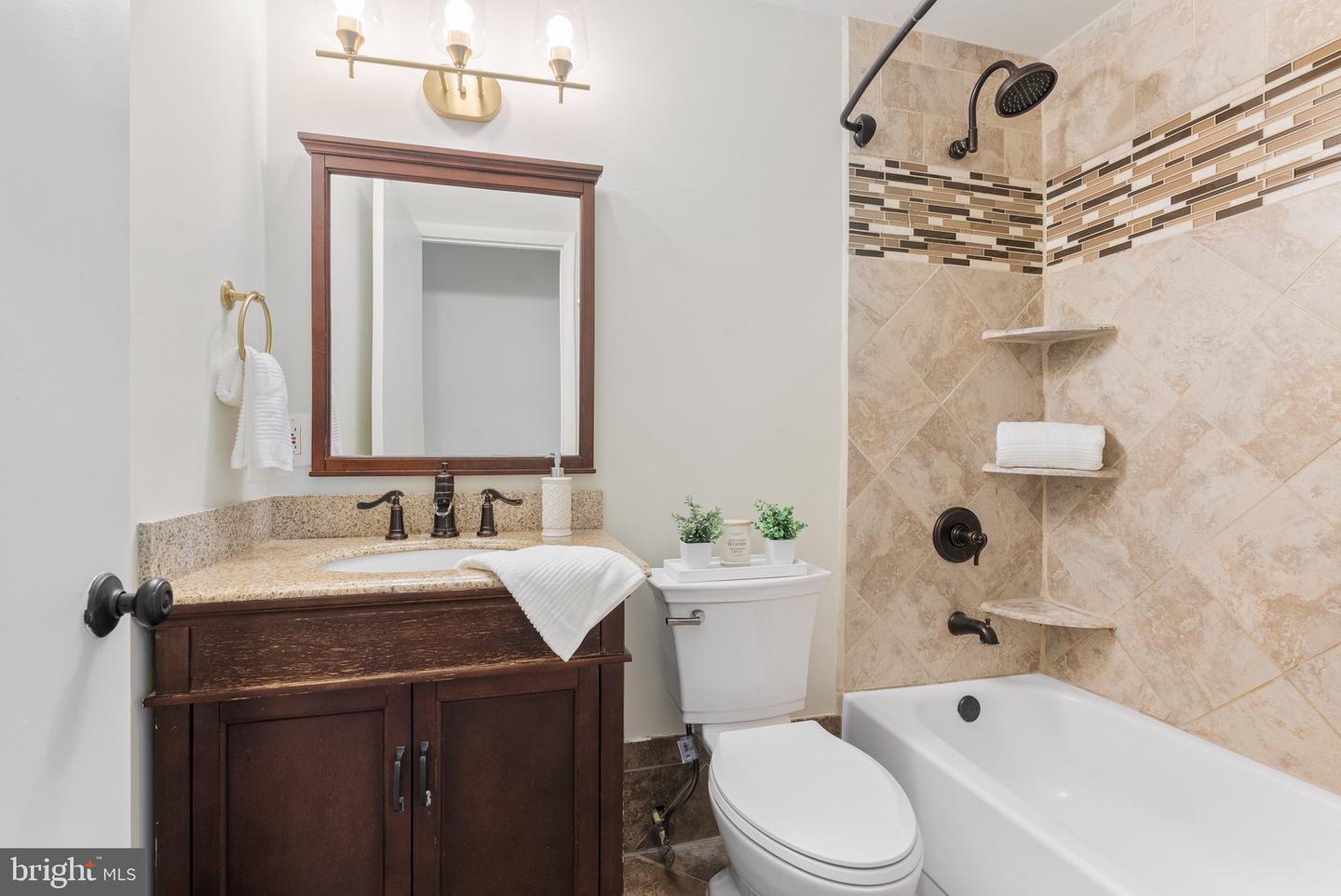 7110 Winter Rose Path Property Photo 21