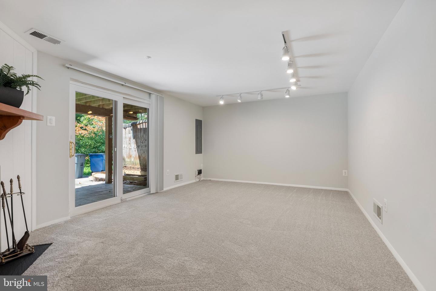 7110 Winter Rose Path Property Photo 26