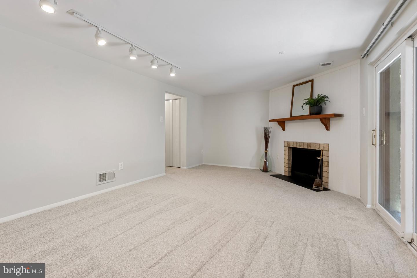 7110 Winter Rose Path Property Photo 27