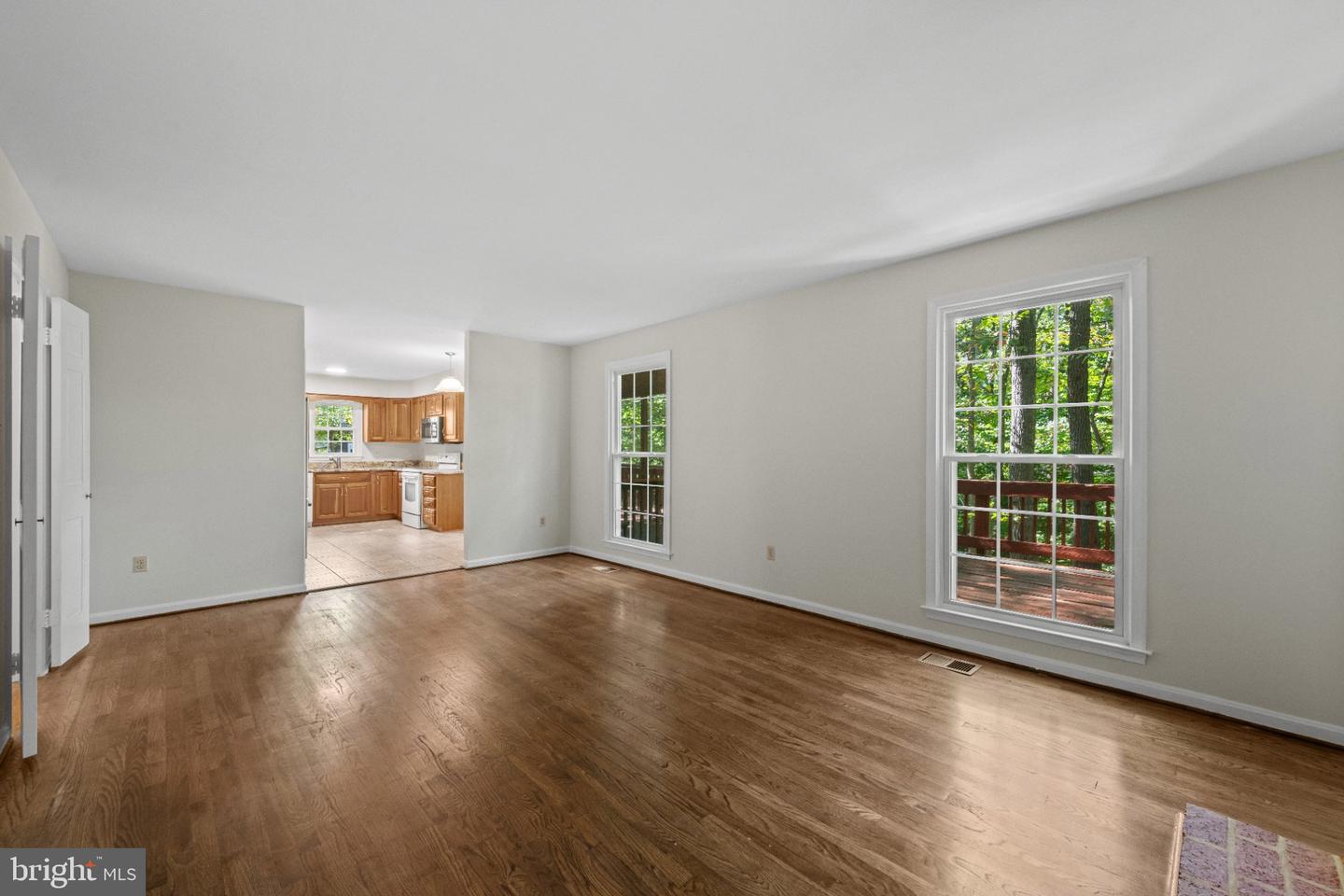 5526 High Tor Hl Property Photo 11