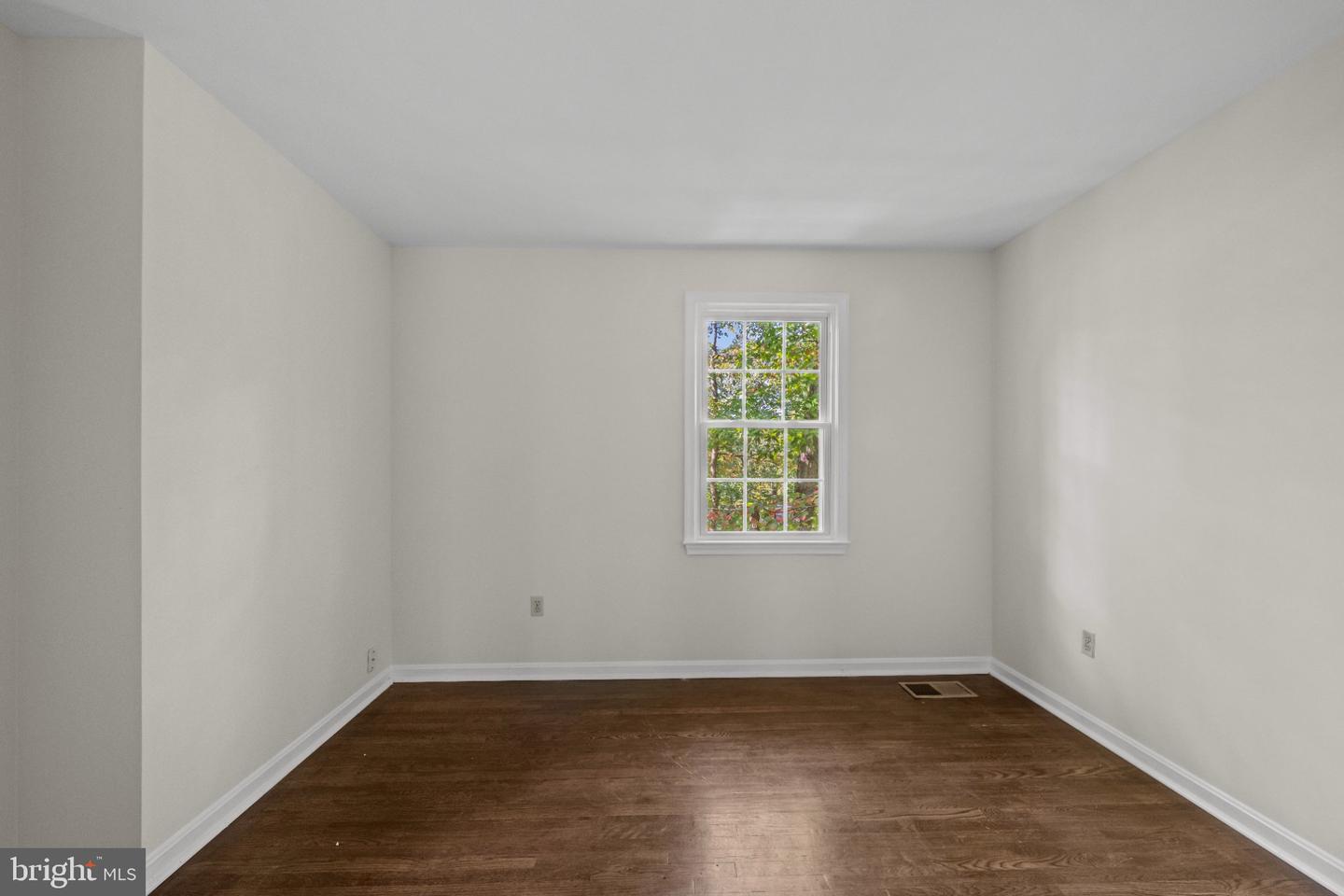 5526 High Tor Hl Property Photo 17