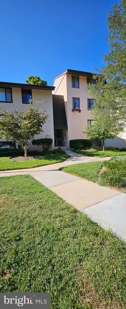 10081 WINDSTREAM DR #1 Property Photo 1