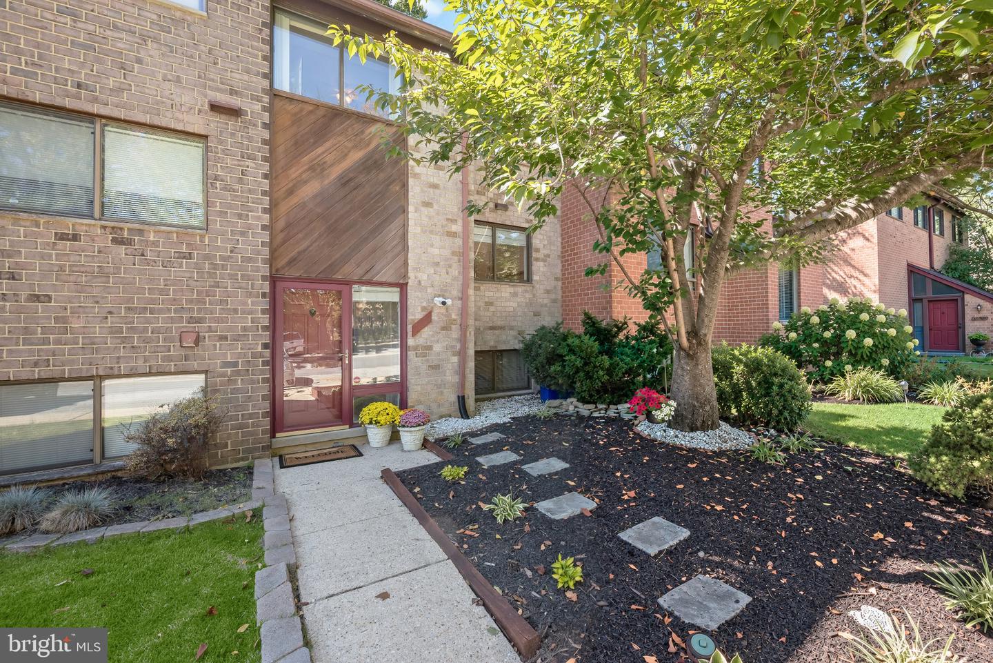 7100 Winter Rose Path Property Photo 1