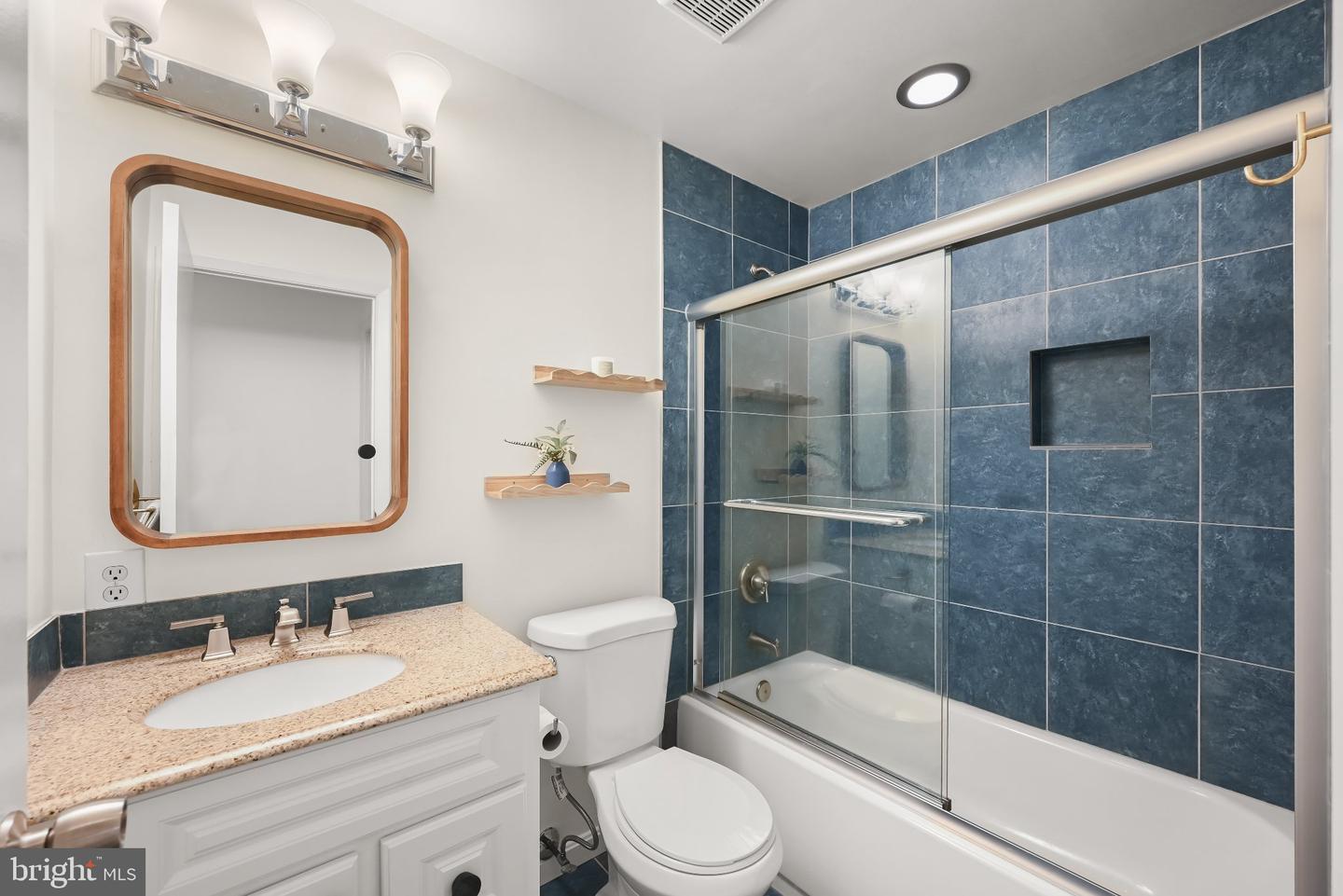 7100 Winter Rose Path Property Photo 26