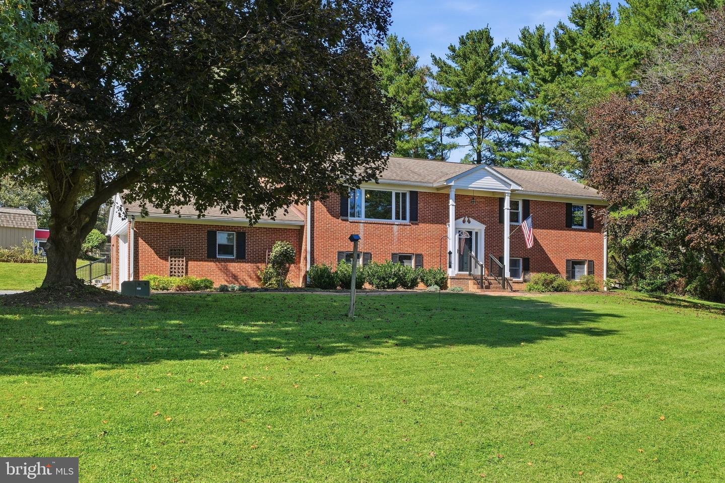 2163 Mckendree Rd Property Photo 2