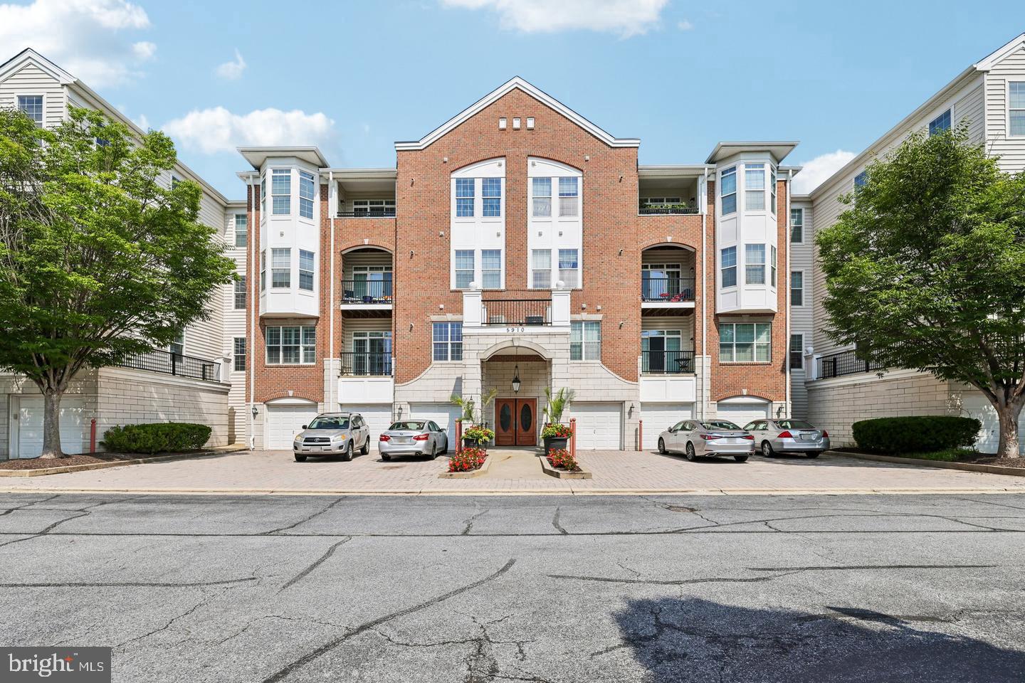 5910 GREAT STAR DR #406 Property Photo 1