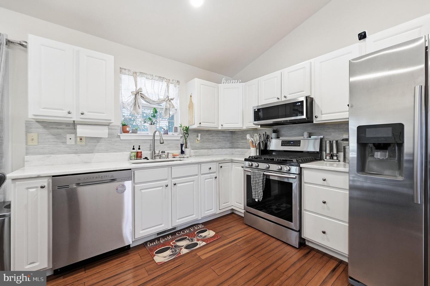 6404 Julie Ann Dr Property Photo 16