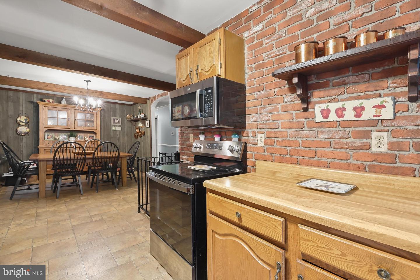 16025 Carrs Mill Rd Property Photo 11