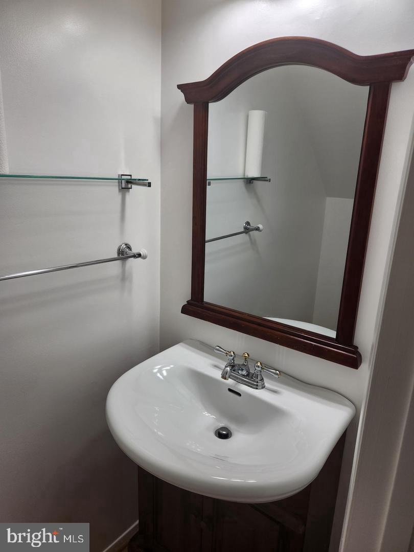 7104 Lasting Light Way Property Photo 7