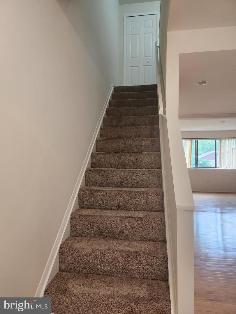 7104 Lasting Light Way Property Photo 8