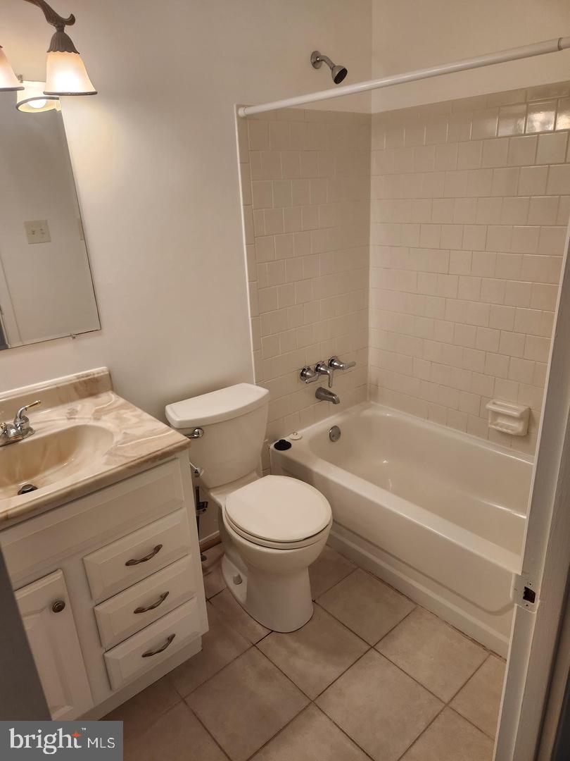 7104 Lasting Light Way Property Photo 19