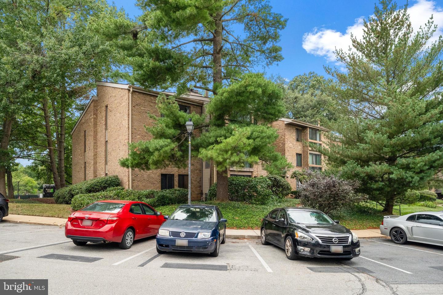 10528 Cross Fox Ln #f-1 Property Photo 3