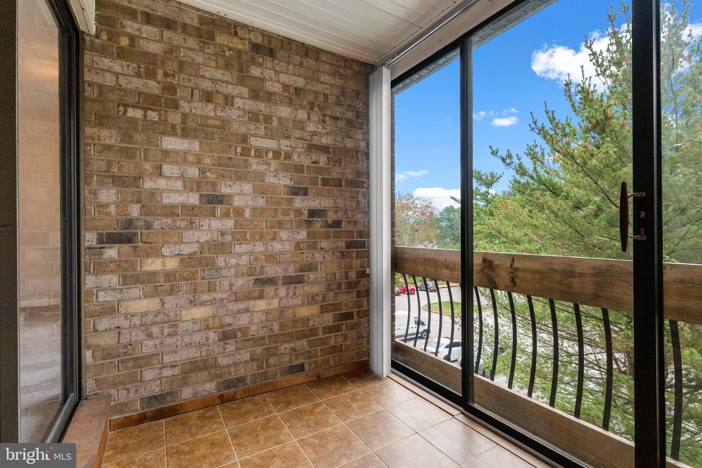 10528 Cross Fox Ln #f-1 Property Photo 20